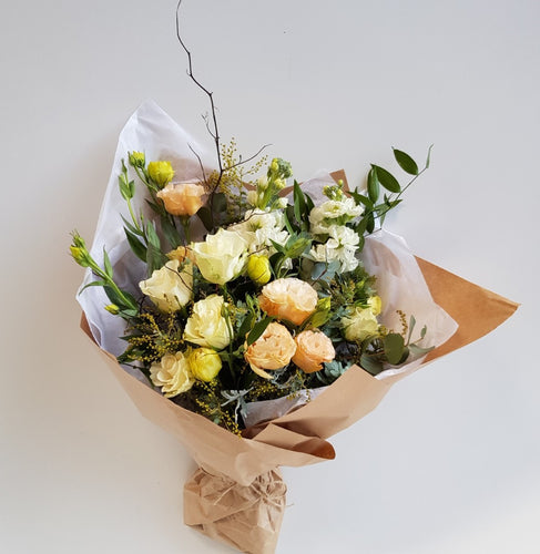 Rushworth florist - neutral bouquet